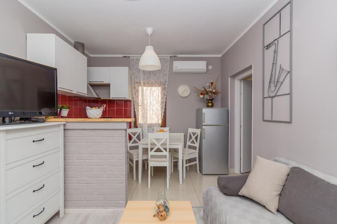 Apartment Box ポレッチ エクステリア 写真